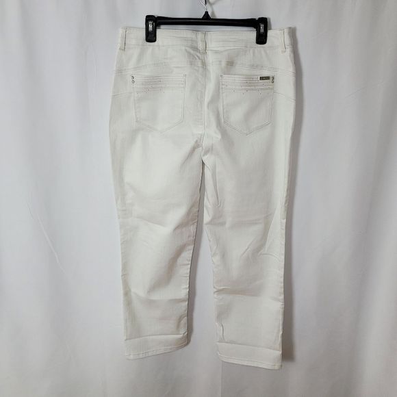 Chico's White Women Jeans - Picture 8 of 9